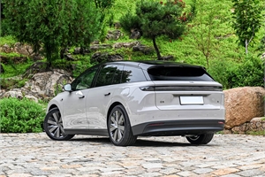 2025 Li Auto i6