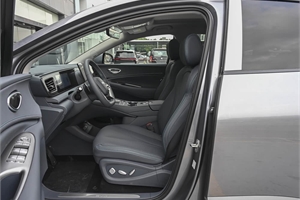2026 BYD Sealion 06