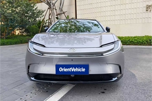 2025 TOYOTA bZ5