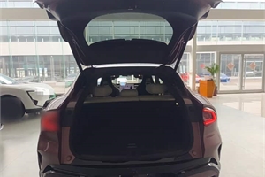 2025 Xiaomi YU7