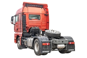 2023 SINOTRUK SITRAK C7H tractor