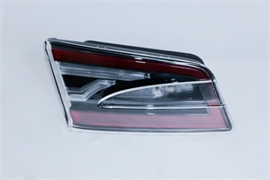 LED Inner Liftgate Tail Lamp LH (6005925-00-C)
