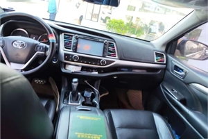 2015 TOYOTA Highlander